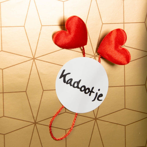 Bijsteker Hartjes Wit - Kadopapier.net Bijsteker Hartjes Wit - Kadopapier.net