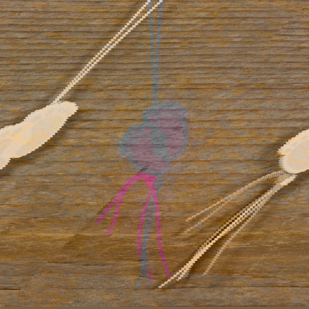 Gelukshanger Babyvoetjes Roze - Kadopapier.net